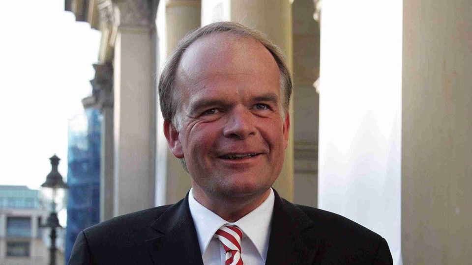 Andreas Fritzenkötter, früherer Berater von Ex-Kanzler Helmut Kohl, wurde bei dem Unfall schwer verletzt (Archivbild) Andreas Fritzenkötter, früherer Berater von Ex-Kanzler Helmut Kohl, wurde bei dem Unfall schwer verletzt (Archivbild)