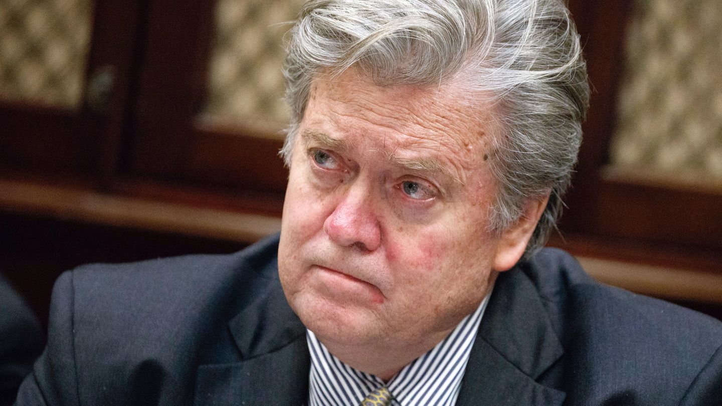 Steve Bannon