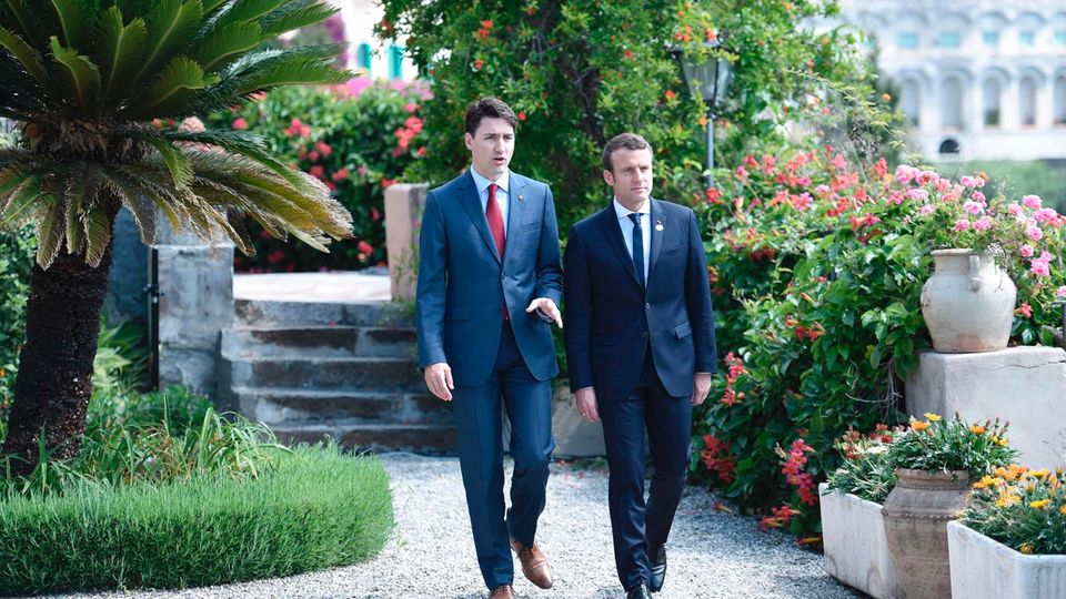 Kanadas Premier Justin Trudeau (links) und der französische Präsident Emmanuel Macron Kanadas Premier Justin Trudeau (links) und der französische Präsident Emmanuel Macron