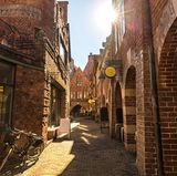 Platz 1: Weniger als in Bremen muss man für eine Kugel Eis in keiner anderen Stadt ausgeben: Mit 97 Cent schleckt es sich hier unschlagbar günstig.