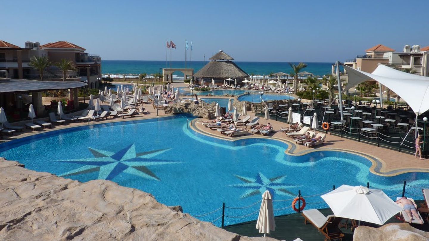 Zum ersten Mal schlägt ein Hotel mit einer Gegenklage zurück. 