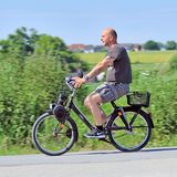 Mit 72 dB ist sie recht laut.