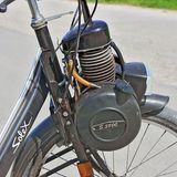 Vorn sorgt eine Felgenbremse für die Verzögerung.