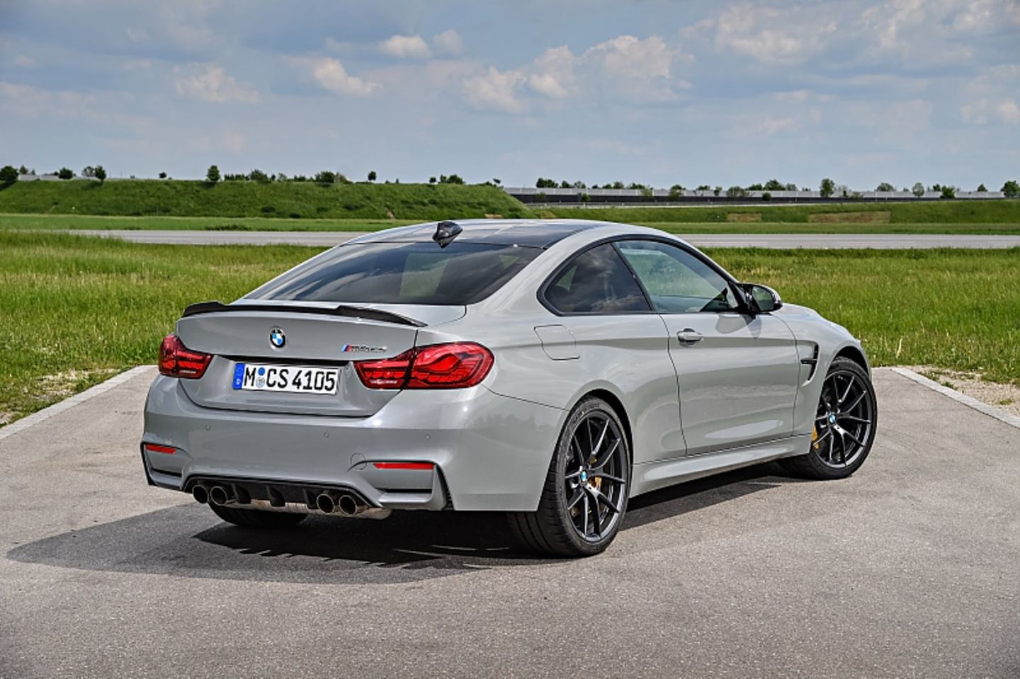 BMW M4 CS - kann auch im Stand gefallen