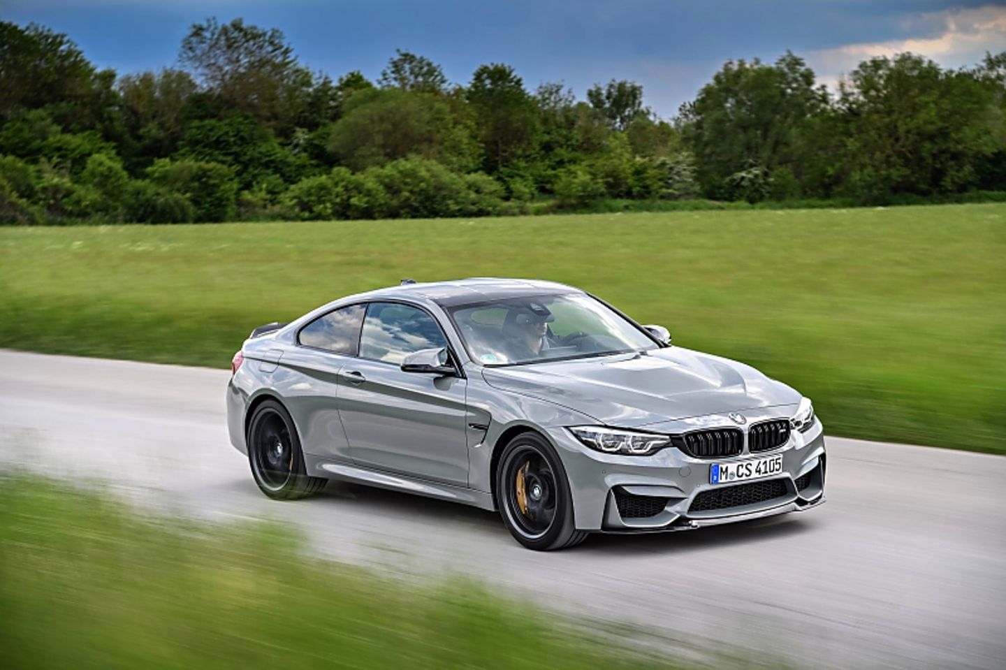 BMW M4 CS