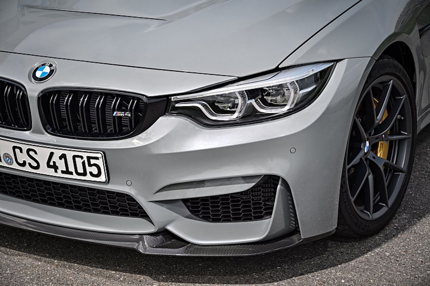 BMW M4 CS