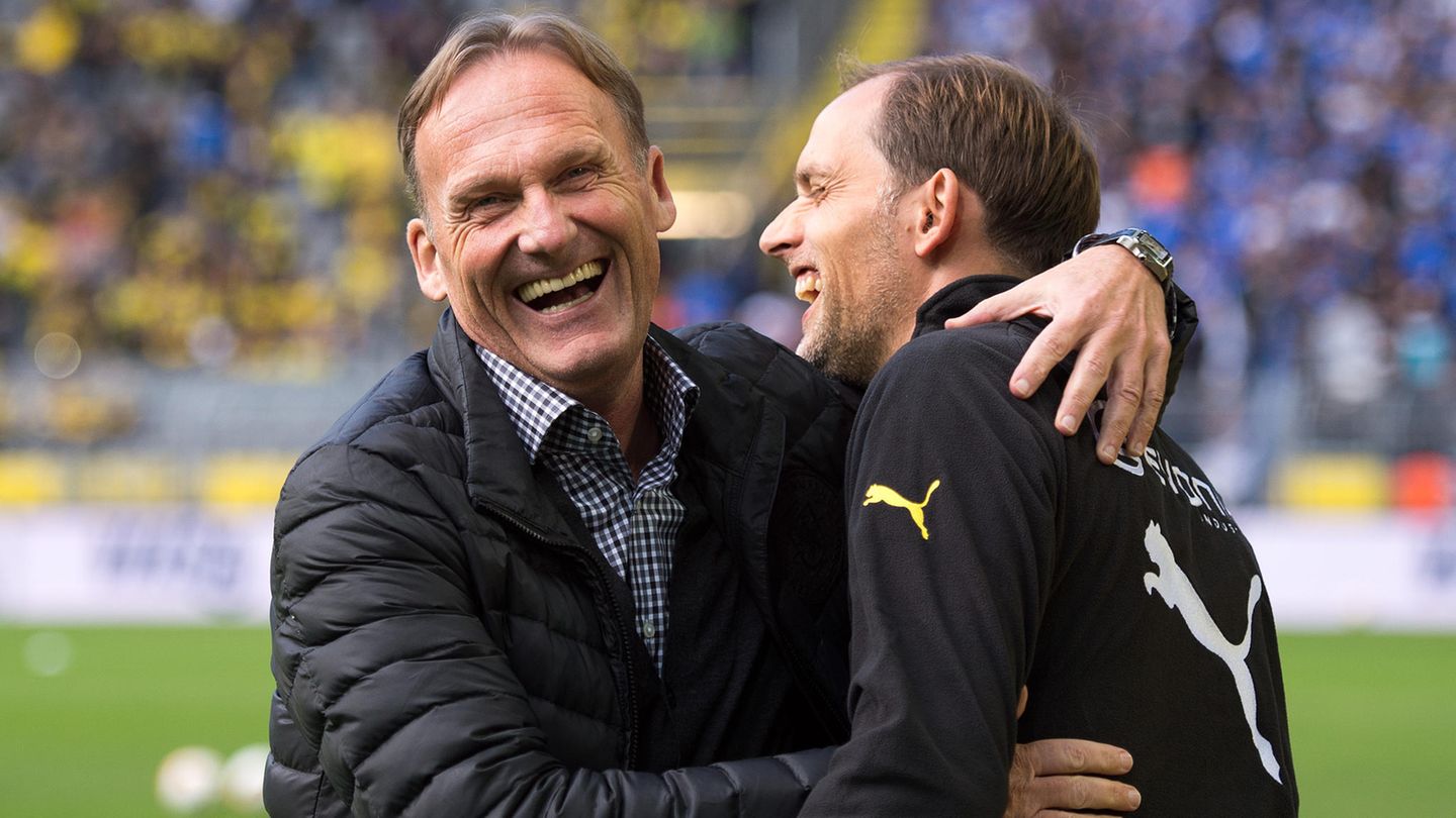 BVB-Boss Hans-Joachim Watzke mit seinem frisch gefeuerten Coach Thomas Tuchel auf einem Archivfoto