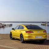 Seine Heckansicht teilt er sich fast mit einem Mercedes S-Klasse Coupe.