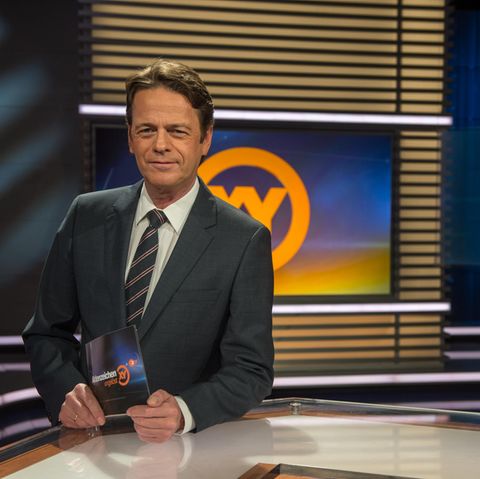 Die aktuelle Ausgabe von "Aktenzeichen XY... ungelöst" mit Moderator Rudi Cerne beschäftigt sich mit Vermisstenfällen