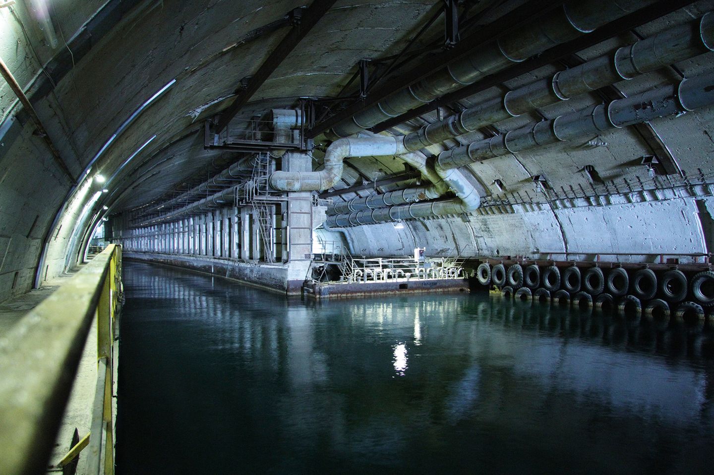 Objekt K-825: eine gigantische U-Boot-Basis auf der Krim.