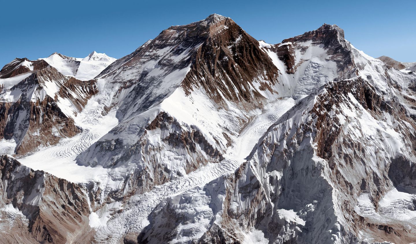 Mount Everest