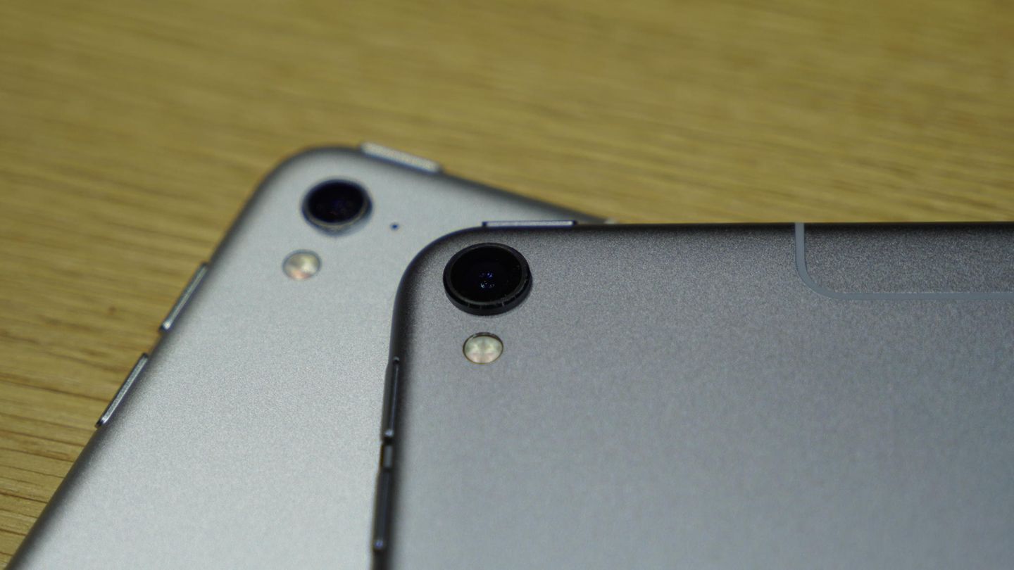 Auch die Kamera des neuen iPad Pro ist deutlich stärker als die des alten Modells. Es ist dieselbe Knipse, die auch schon im iPhone 7 steckt. Das iPad Pro 10,5 kann nun auch 4K-Videos filmen und gleich unterwegs verarbeiten.