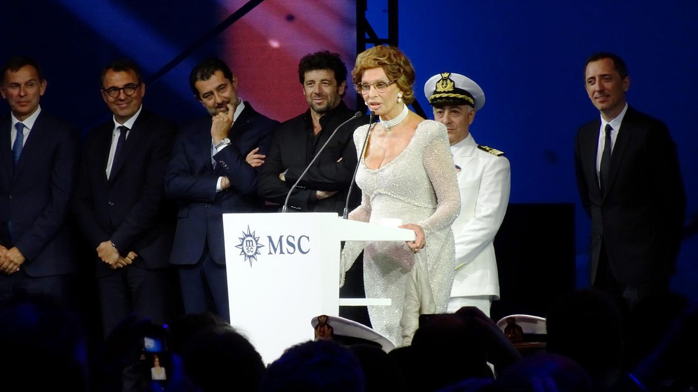 Sophia Loren tauft die MSC Meraviglia