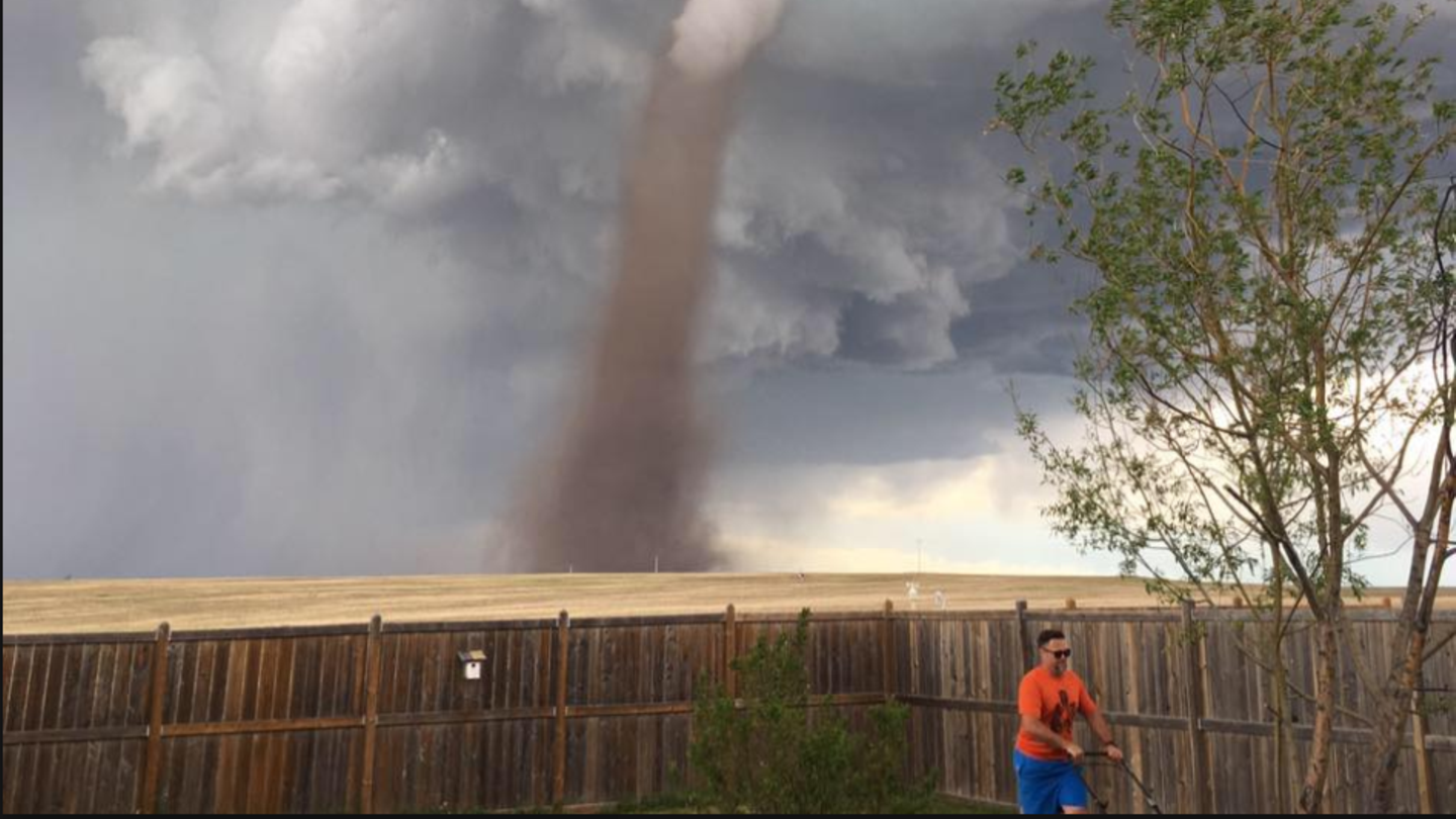 tornado kanada