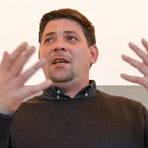 Tim Mälzer verteufelt Billig-Fleisch in Discountern