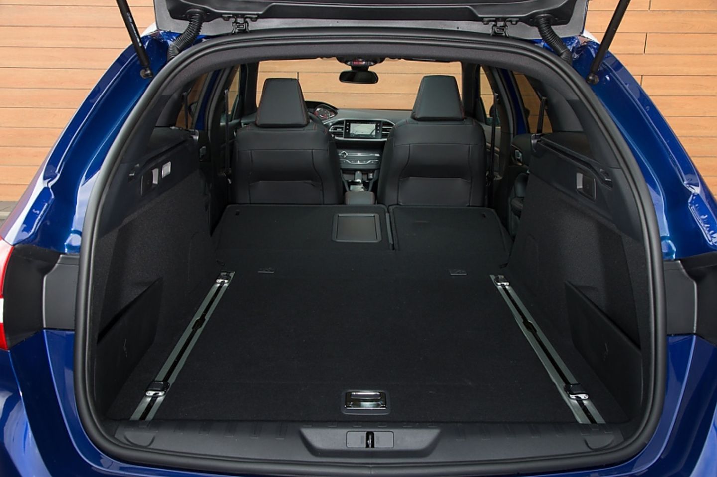 Peugeot 308 SW Blue HDI 130 - 610 bis 1660 Liter Stauraum