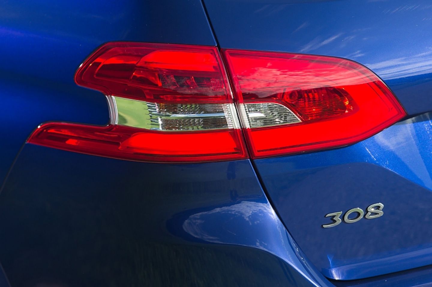 Peugeot 308 SW Blue HDI 130