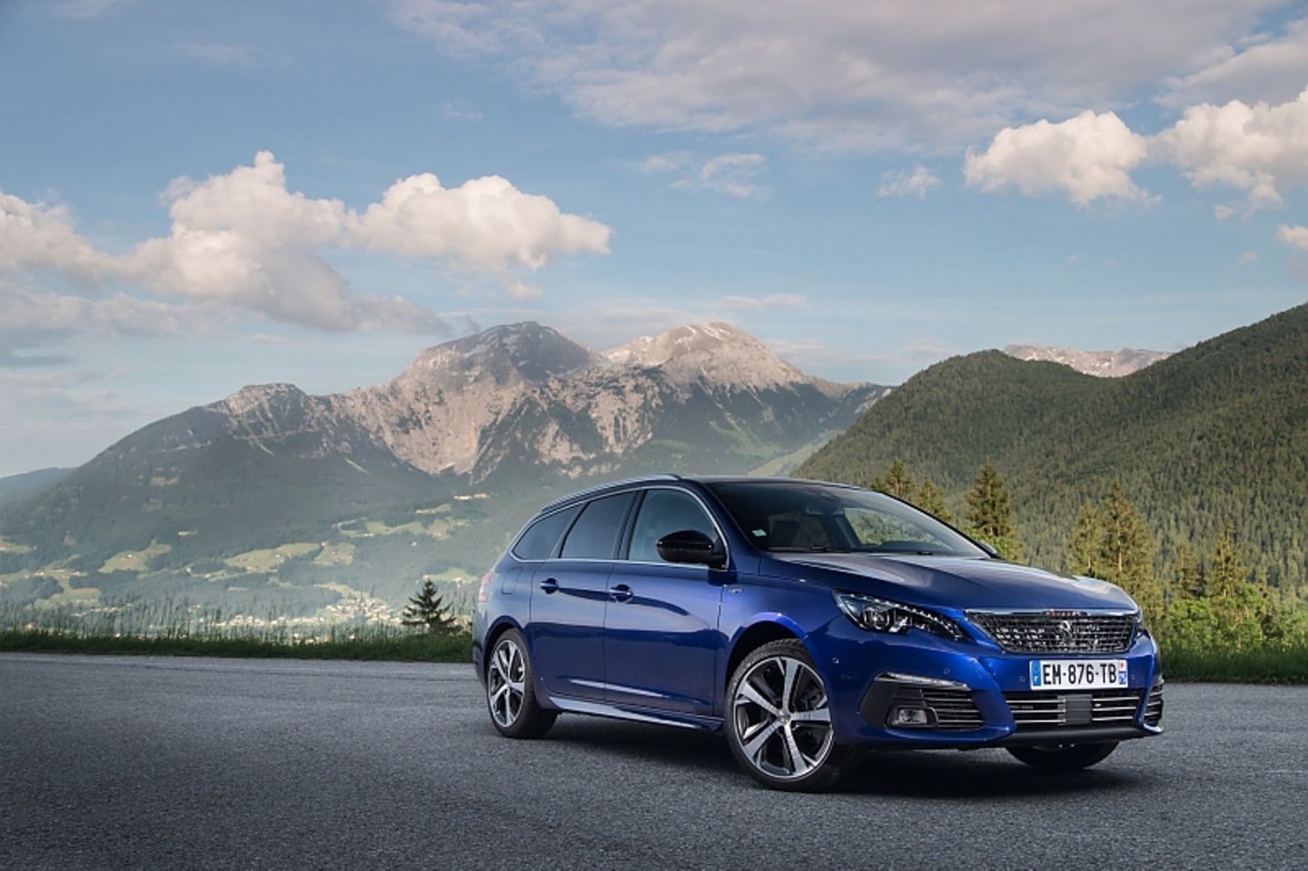 Peugeot 308 SW Blue HDI 130