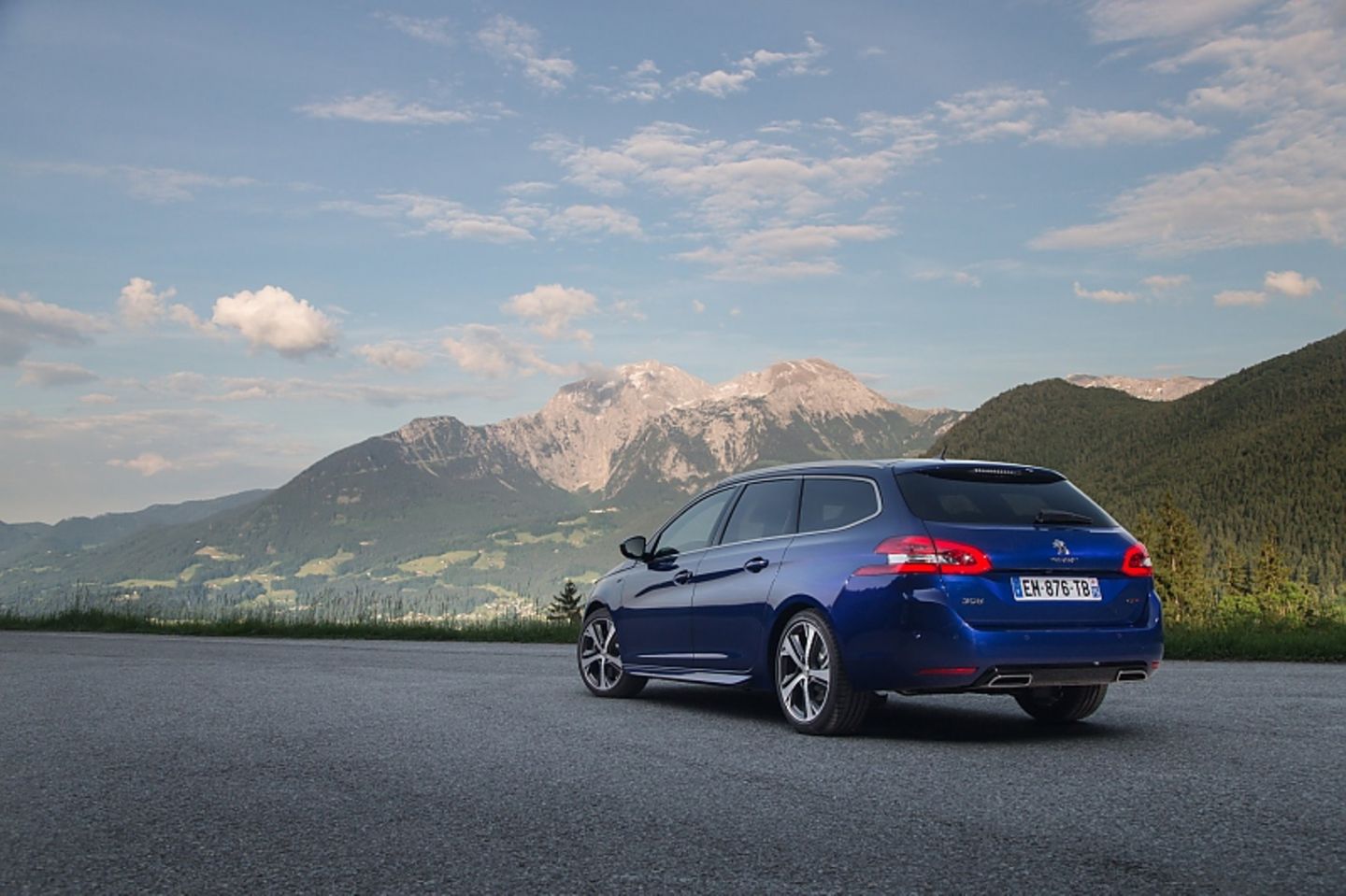 Peugeot 308 SW Blue HDI 130