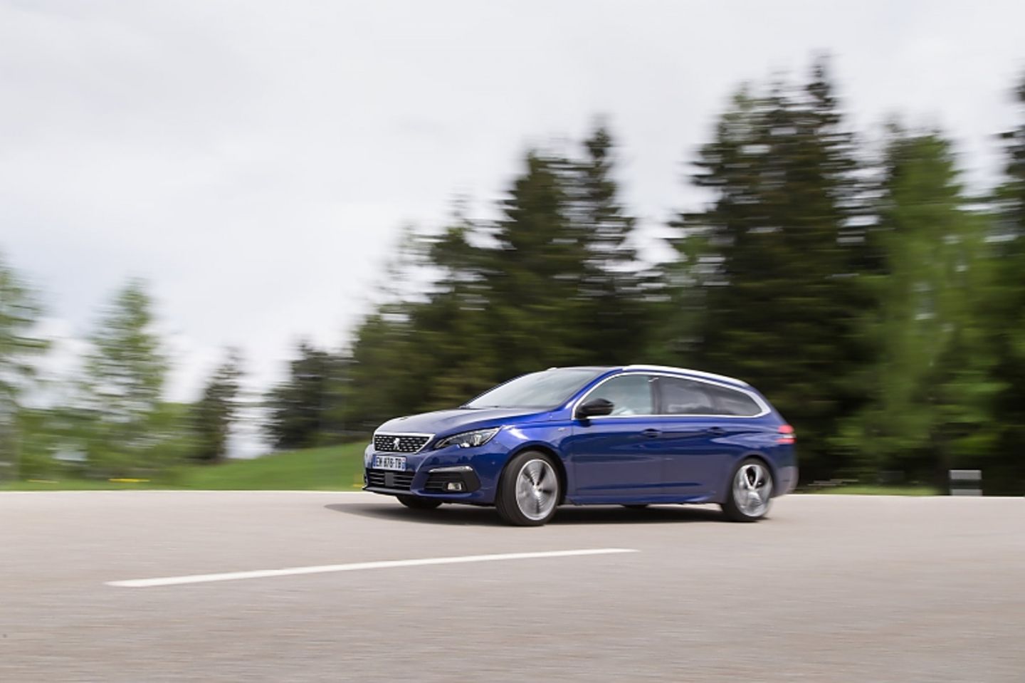 Peugeot 308 SW Blue HDI 130