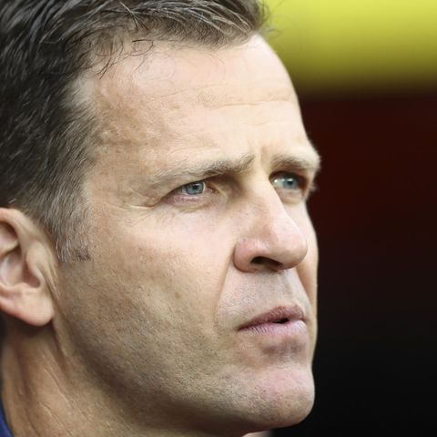 Oliver Bierhoff mit nachdenklichem Gesicht - Er wehrt russische Kritik am Confed-Cup-Kader ab