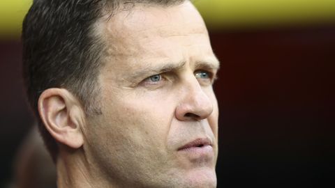 Oliver Bierhoff mit nachdenklichem Gesicht - Er wehrt russische Kritik am Confed-Cup-Kader ab