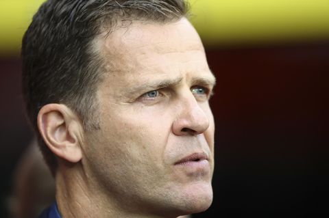 Oliver Bierhoff mit nachdenklichem Gesicht - Er wehrt russische Kritik am Confed-Cup-Kader ab