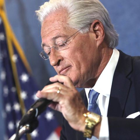 Trumps Anwalt Marc Kasowitz holt nach den Äußerungen von James Comey zum Gegenangriff aus