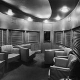 Aussichtswagen im Jahre 1935: Im Heck des Zuges mit dem Namen "Twentieth Century Limited", der zwischen Chicago und New York fuhr.