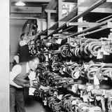 Abteilung Schirme: Ein Blick in das Fundbüro der Waterloo Station im Jahre 1929.