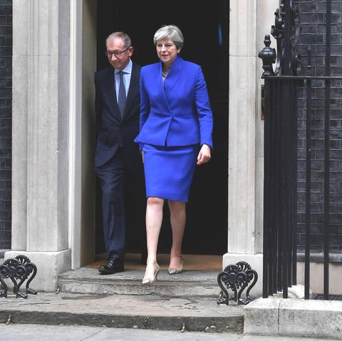 Theresa May auf dem Weg zur Queen