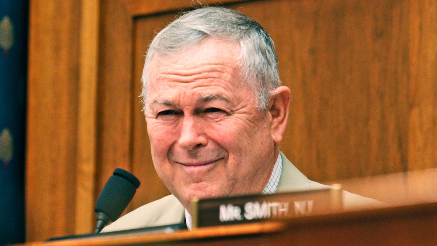 Dana Rohrabacher sitzt für Trumps Republikaner im Repräsentantenhaus