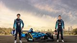 Formel E Saison 2017 - die Renault-Fahrer Sebastien Buemi (rechts) und Nicolas Prost (links)