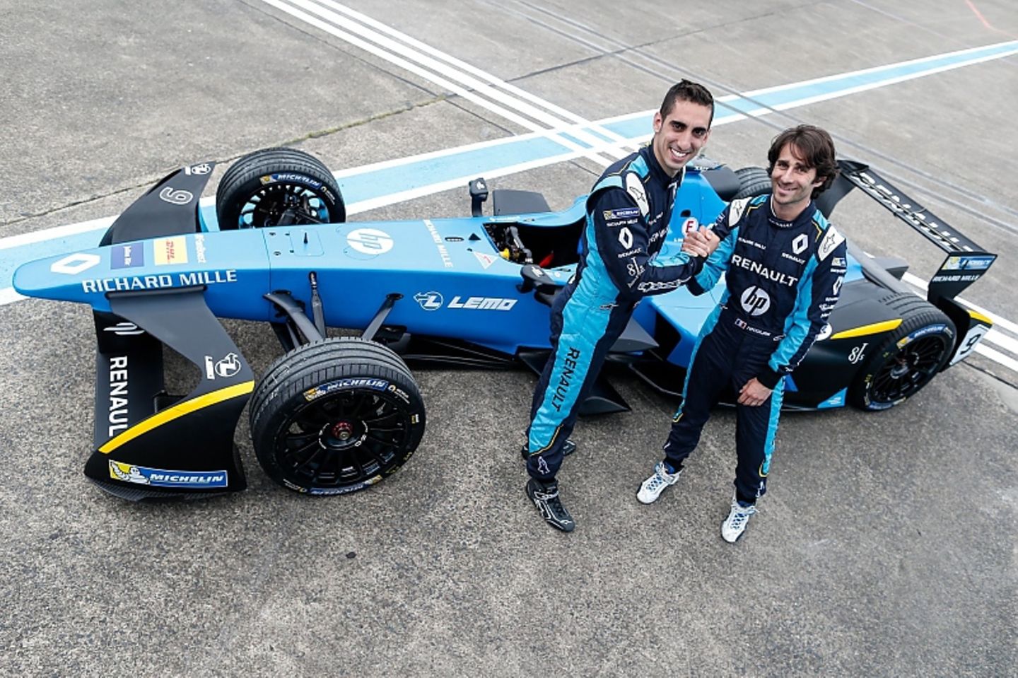 Formel E Saison 2017 - Sebastien Buemi (links) hat die Konkurrenz im Griff