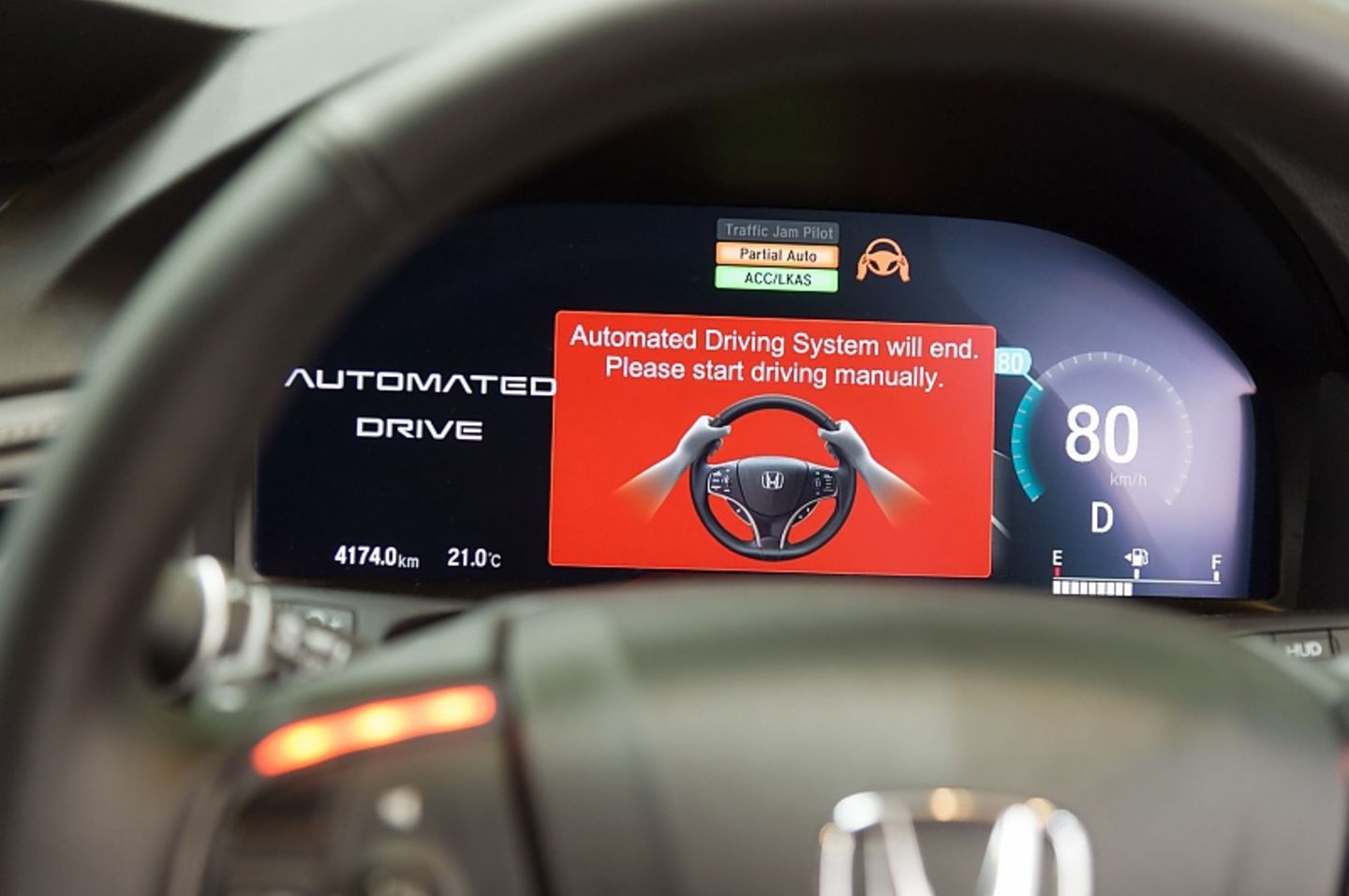 Wird die Autobahn verlassen, muss wieder Hand angelegt werden.