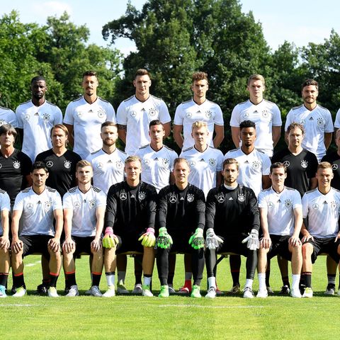 Die DFB-Mannschaft beim Teamfoto am Dienstag in Kelsterbach