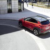 Die Lenkung ist direkt, aber wenig mitteilungswillig