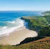 Kurz vor Llanes: Der Jakobsweg hält sich auf seiner knapp 300 Kilometer langen Reise durch das Fürstentum Asturien meist nah an der Küste. 