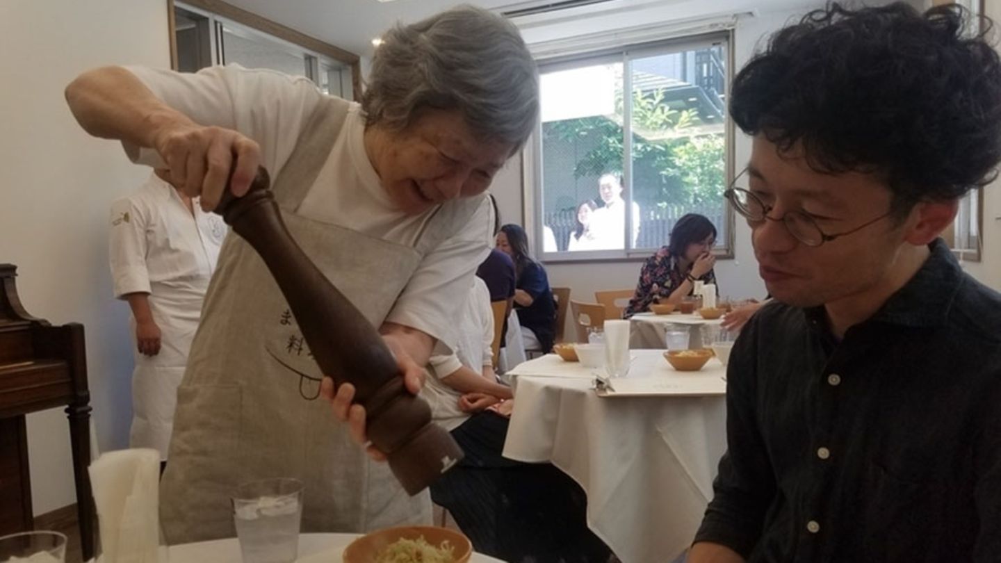 Sie haben etwas anderes bekommen, als Sie bestellt haben? Das ist in diesem Pop-up-Restaurant in Tokio gewollt.