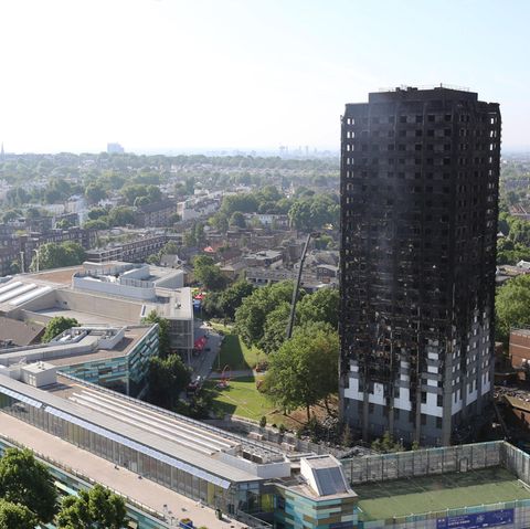 Das Londoner Hochhaus Grenfell Tower am Tag nach dem Inferno: Hier lebten 400 bis 600 Menschen