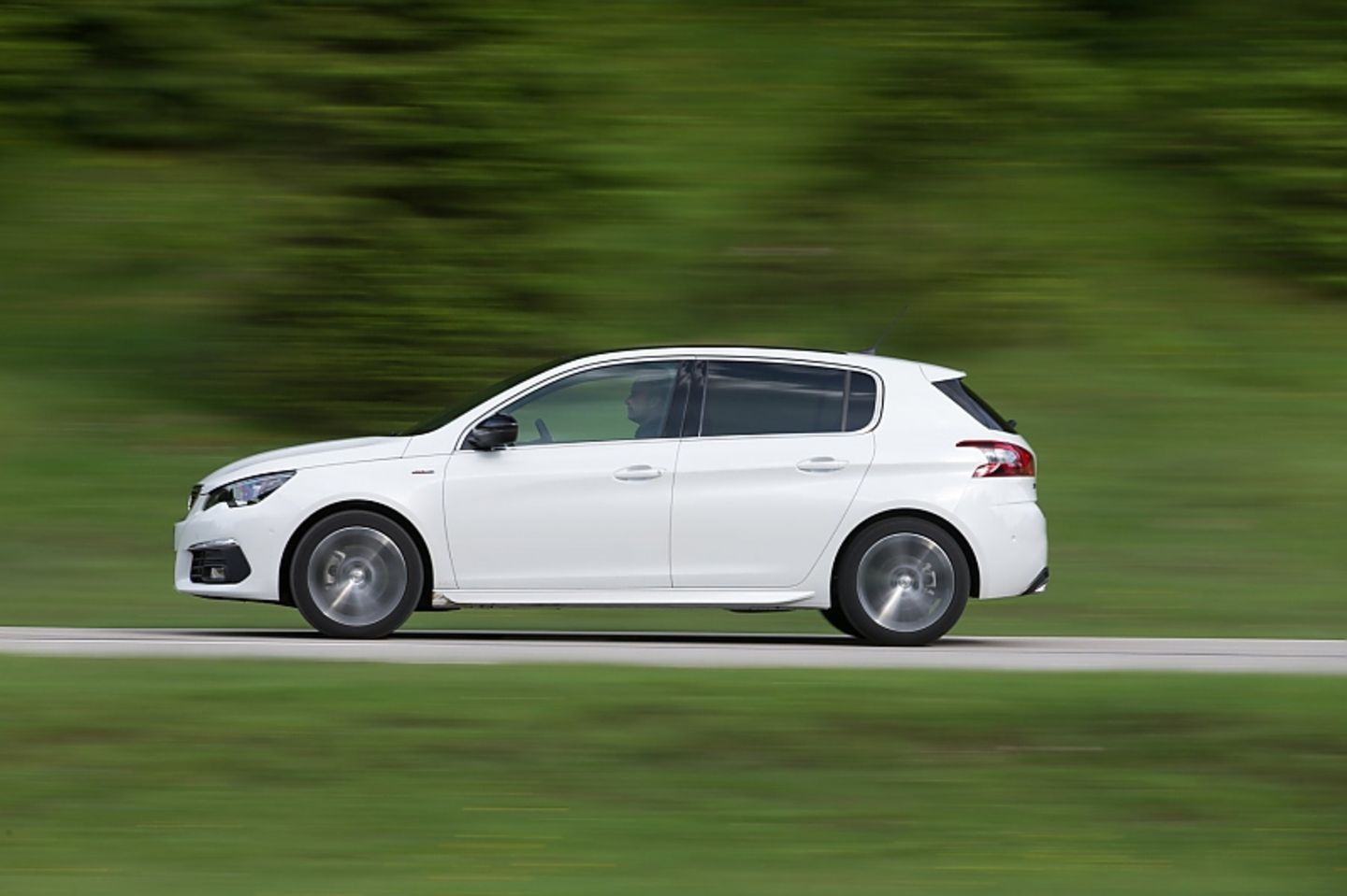 Peugeot 308 PureTech 110 - rund 1,2 Tonnen schwer