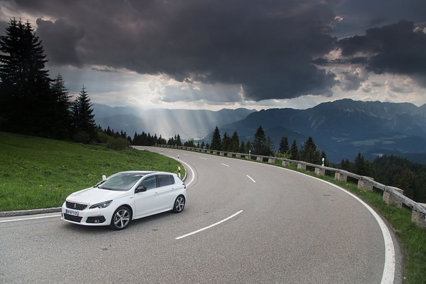 Peugeot 308 PureTech 110 - ausgewogenes Fahrwerk