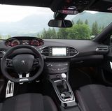 Das Cockpit des Peugeot 308 PureTech 110
