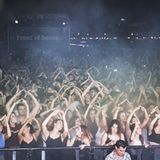 Bei der Abschlussparty tobte die Menge