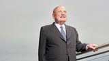 Deutscher Gründerpreis 2017: Der Gute Banker Friedrich von Metzler – Preisträger in der Kategorie Lebenswerk: Seit 1728 betreibt das Bankhaus Metzler in Frankfurt seine Geschäfte. Als inzwischen elfte Generation der Familie im Unternehmen hat Friedrich von Metzler dem Kreditinstitut seinen Stempel aufgedrückt und es fernab von Finanzkrisen und -skandalen als Vorbild für die in Verruf geratene Branche positioniert.