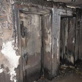 Das Innere des Hochhauses ist komplett verkohlt