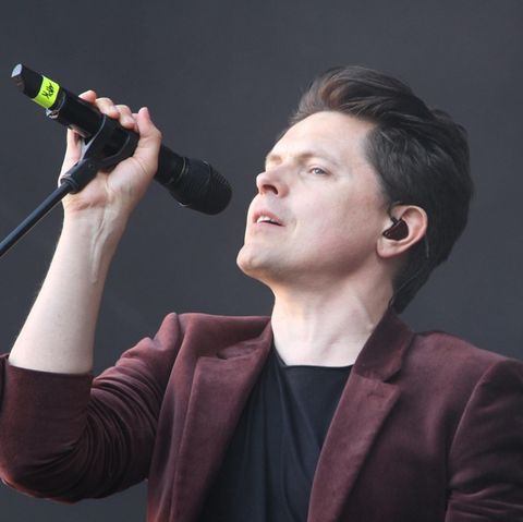 Michael Patrick Kelly bei der Eröffnung der Kieler Woche auf der Rathausbühne