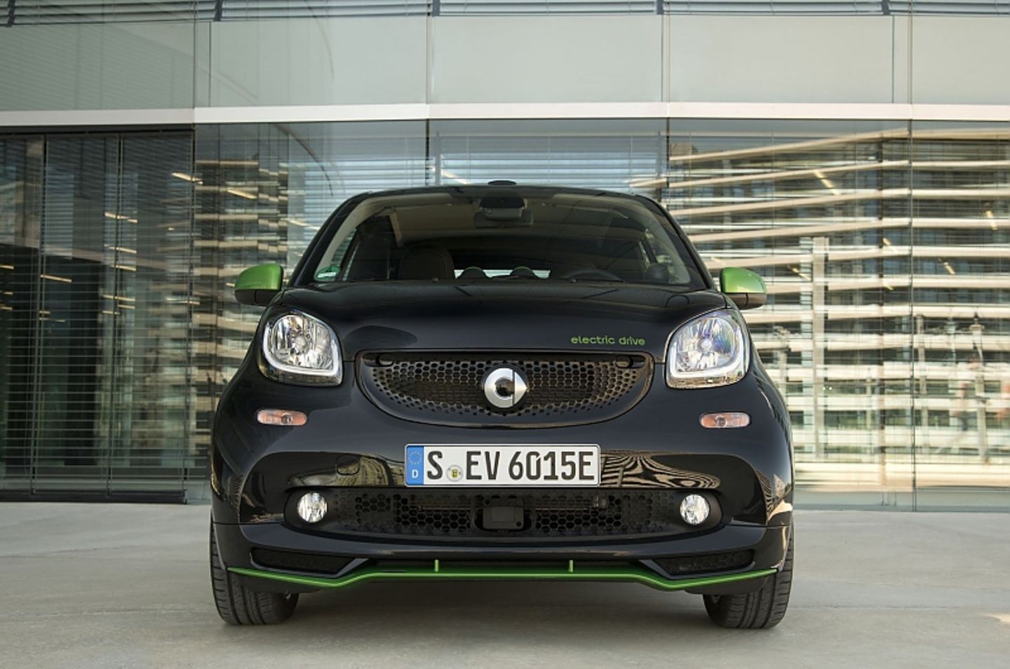 Der Smart Cabrio Electric Drive hat einen Wendekreis von 6,95 Metern.