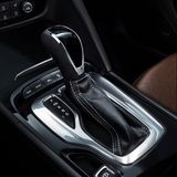 Die neue Achtgang-Automatik passt gut zum Insignia