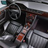 Mercedes 300 CE 6.0 AMG - auch der Innenraum lässt keine Wünsche offen